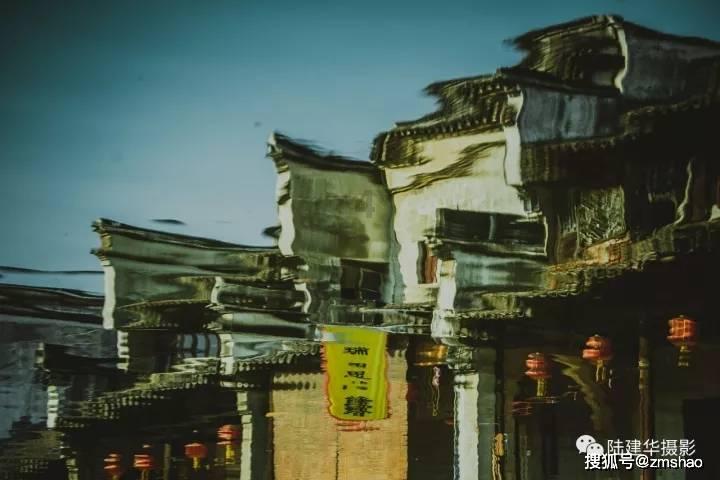 2023年12月末河北省人民币各项贷款余额逾8.6万亿，同比增长13.1%